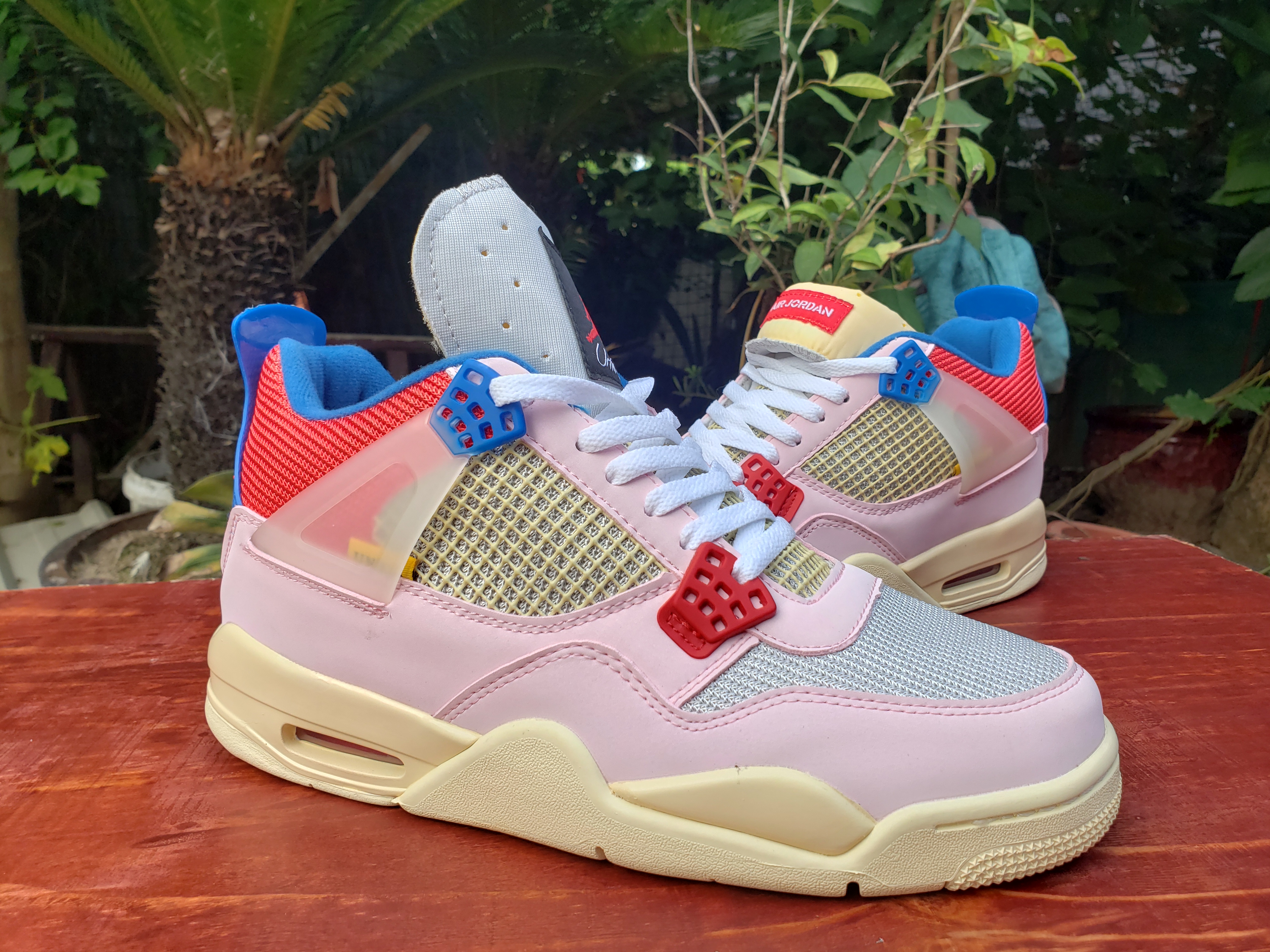 2020 Air Jordan 4 GS Pink Beign Blue Red